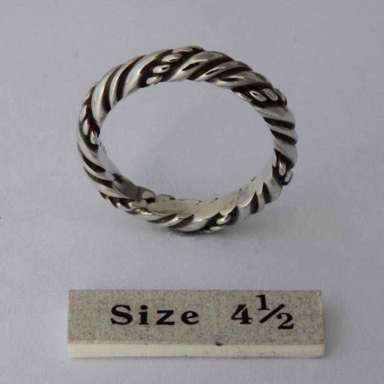 Friendship Ring one strand size 4 1 2 Rings Wesley Harris MFA